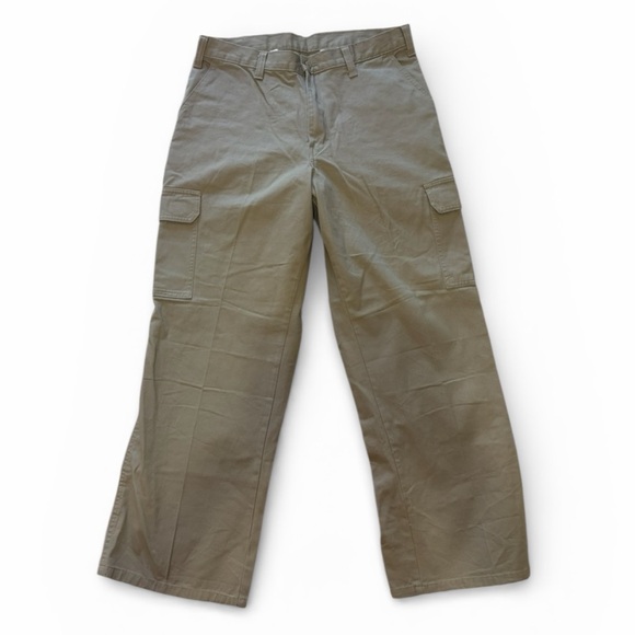 Dickies men's cargo pants in a beige,khaki, 34x30, New - Picture 10 of 10